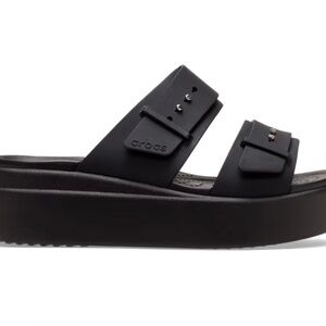 Crocs Brooklyn Buckle Sandals